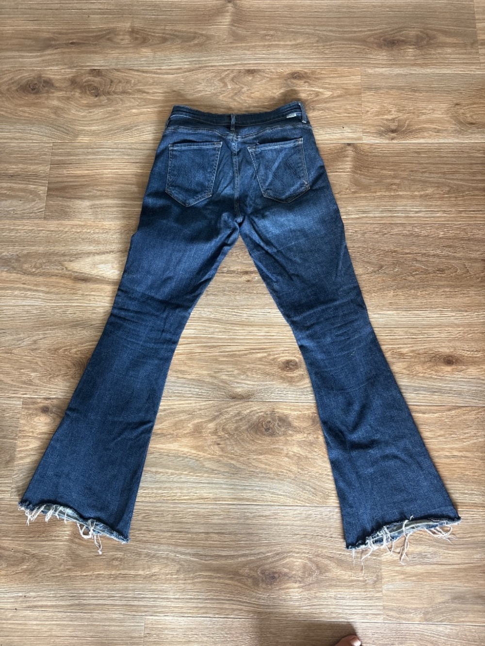Jeans - Picture 2 of 4
